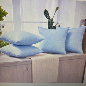 4pack 18x18” linen throw pillow covers blue
Covers only